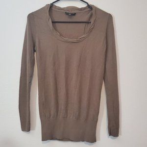 Banana Republic (Medium Long sleeve)